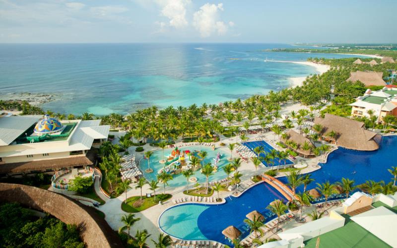 BarceloMayaPalaceOverview