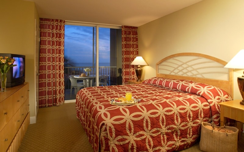 BedroomDiamondHeadBeachResort