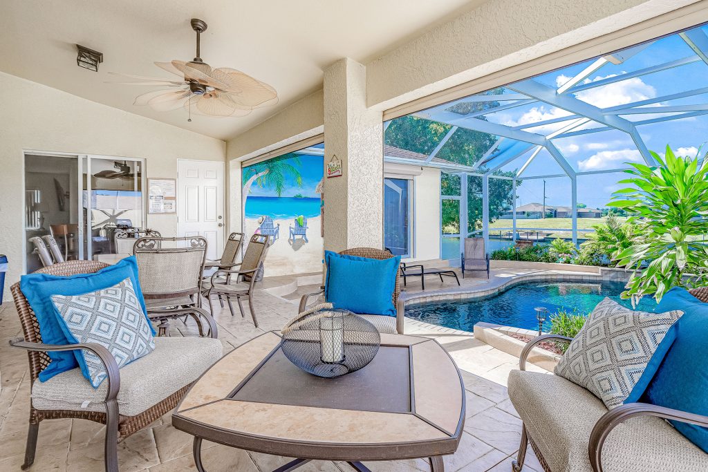 Cape Coral Paradise Palms 4 Bedroom Villa Patio 2
