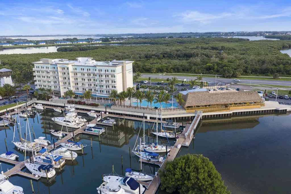 Compass Hotel Anna Maria Sound Marina