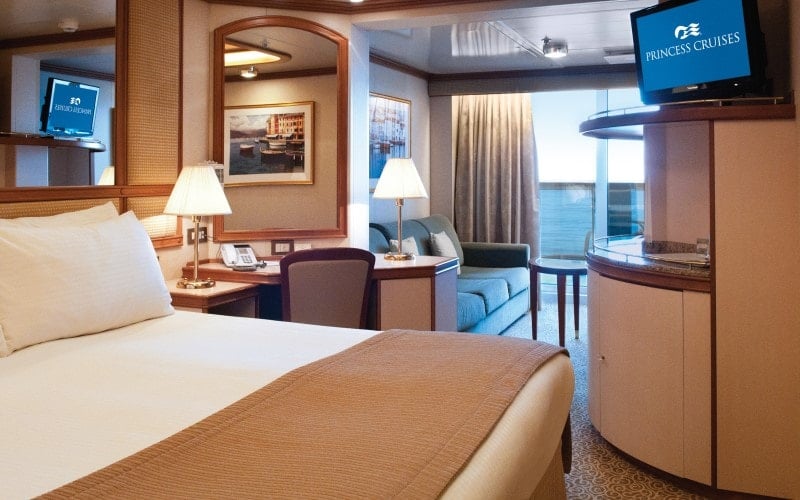 Crown/Emerald/Ruby Mini-Suite Stateroom
