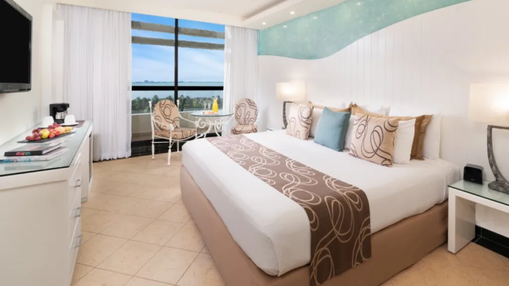 Grand Oasis Cancun Bedroom