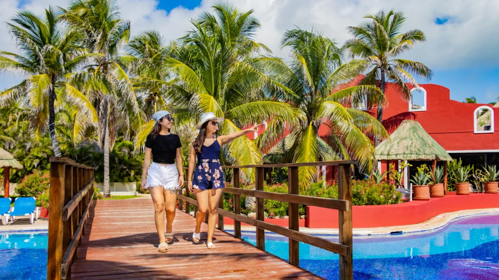 Grand Oasis Cancun Friends