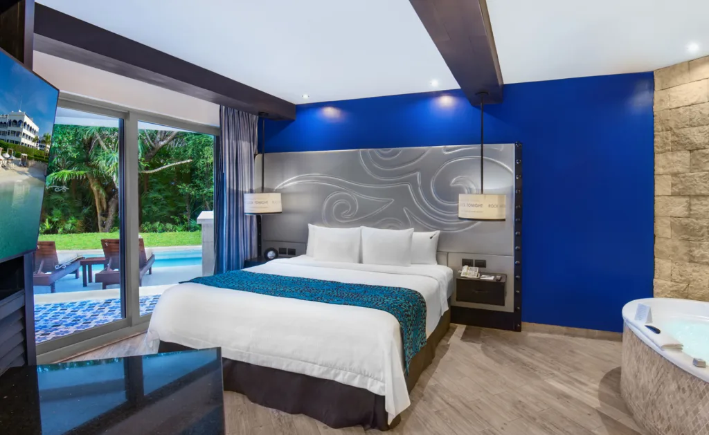 Hard Rock Riviera Maya - Swim Up Room
