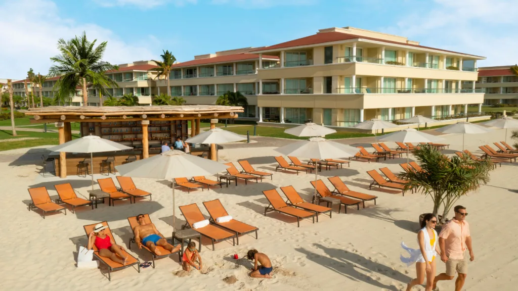 Moon Palace Cancun - Beach Club