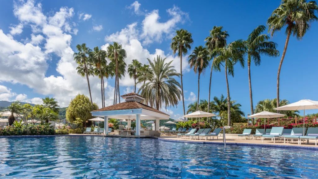 Moon Palace Jamaica - Swim Up Bar