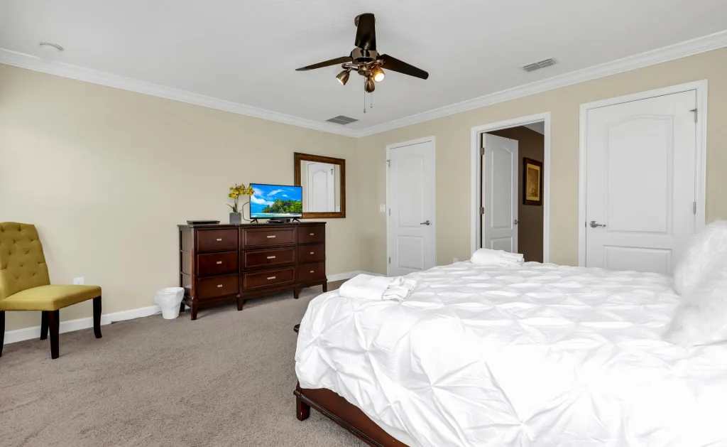 Paradise Palms Bedroom (1)