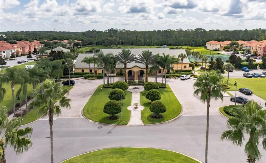 Paradise Palms Entrance