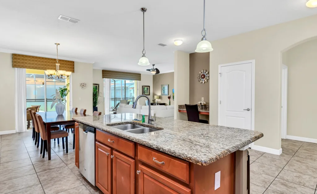 Paradise Palms Kitchen