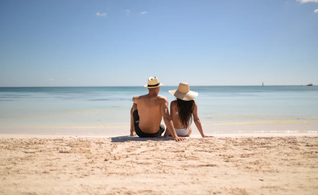 UNICO 20º87º Hotel Riviera Maya - Couple Beach