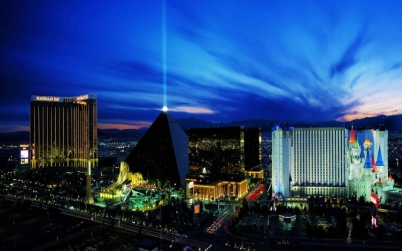 Luxor Hotel & Casino 2020/2021 | Las Vegas Hotel Deals