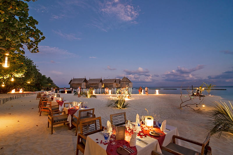 Constance Moofushi Maldives alizee-restaurant