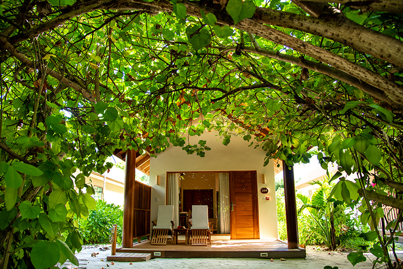Reethi Faru Resort Garden Villa Exterior