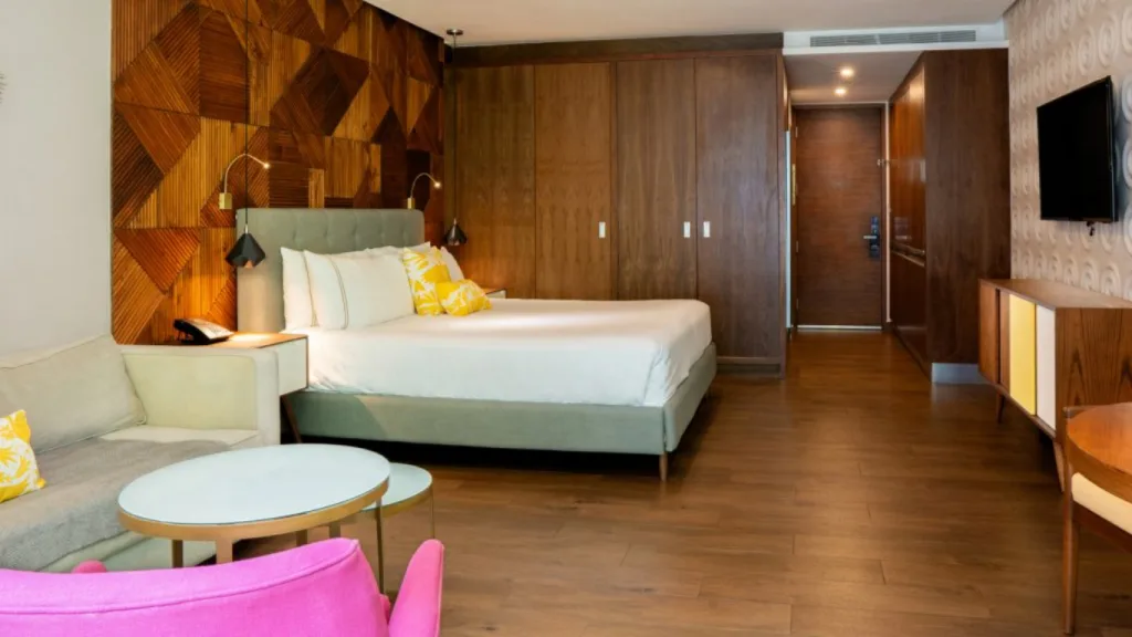 The Fives Downtown Hotel & Residences Superior Room