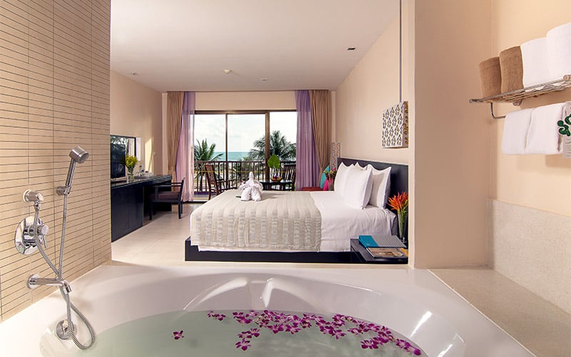 Apsara Beachfront Resort and Villa, Khao Lak Deluxe-Seaview Room