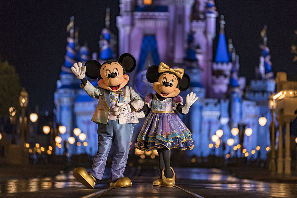 Disney 50th Anniversary Package Mickey and Minne at Night
