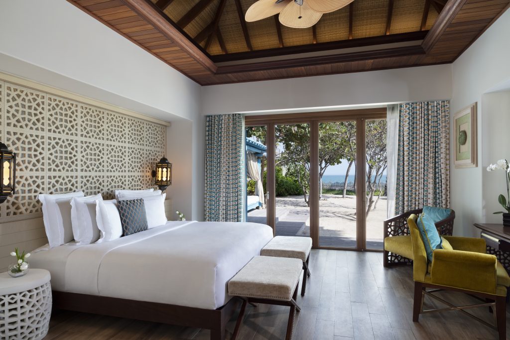 Banana Island Resort Doha by Anantara Guest Room Three Bedroom Sea View Pool Villa Bedroom King Bed_Patio