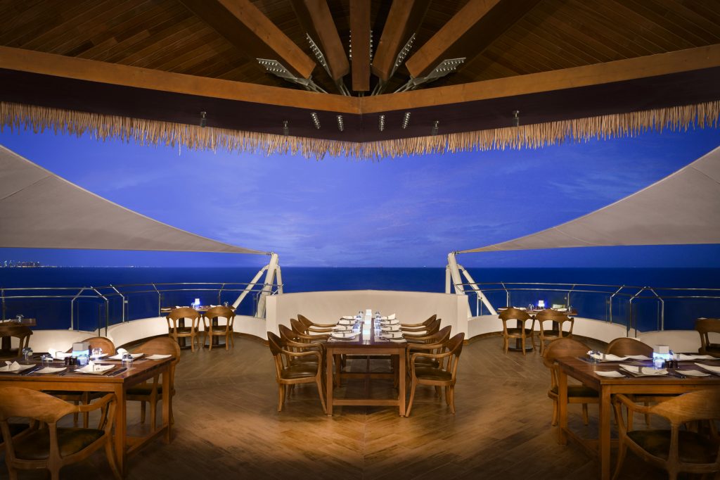 Banana Island Resort Doha by Anantara Restaurant Al Nahham Outside Seating