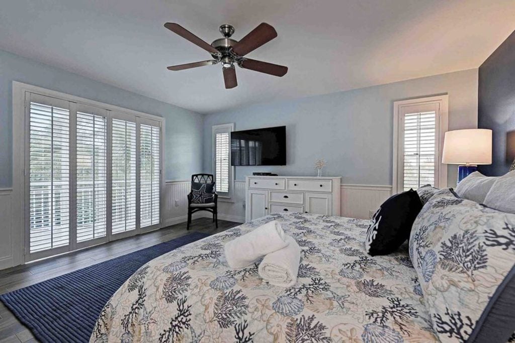 Anna Maria Island 3 Bedroom Surrounded by Sea Breezes Bedroom 3