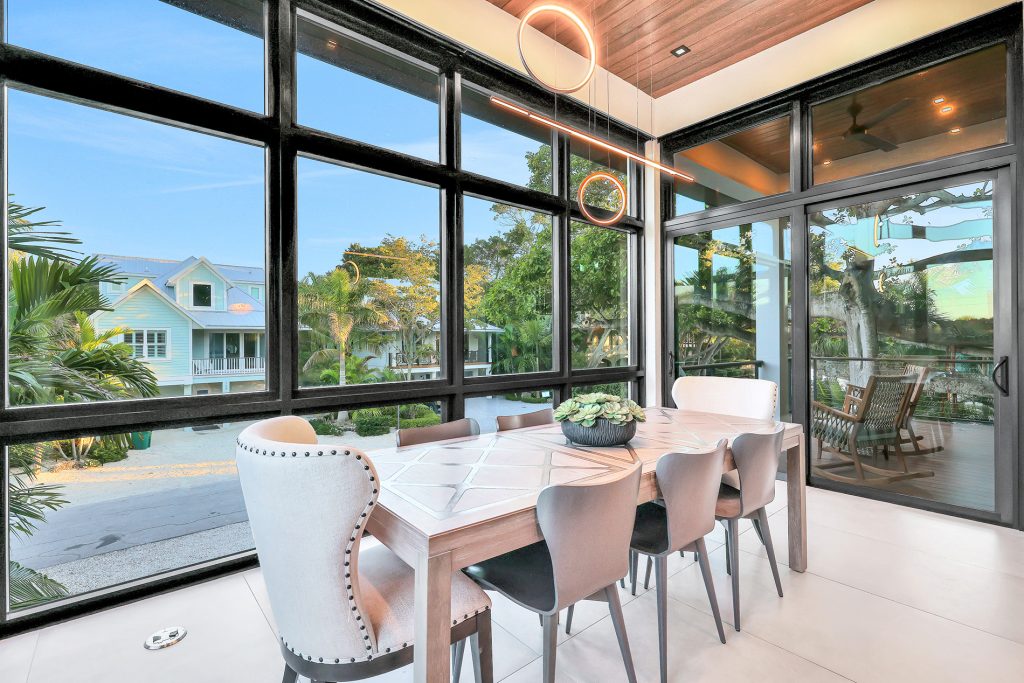 Luxury Anna Maria Island 4 Bedroom Villa Dining 2