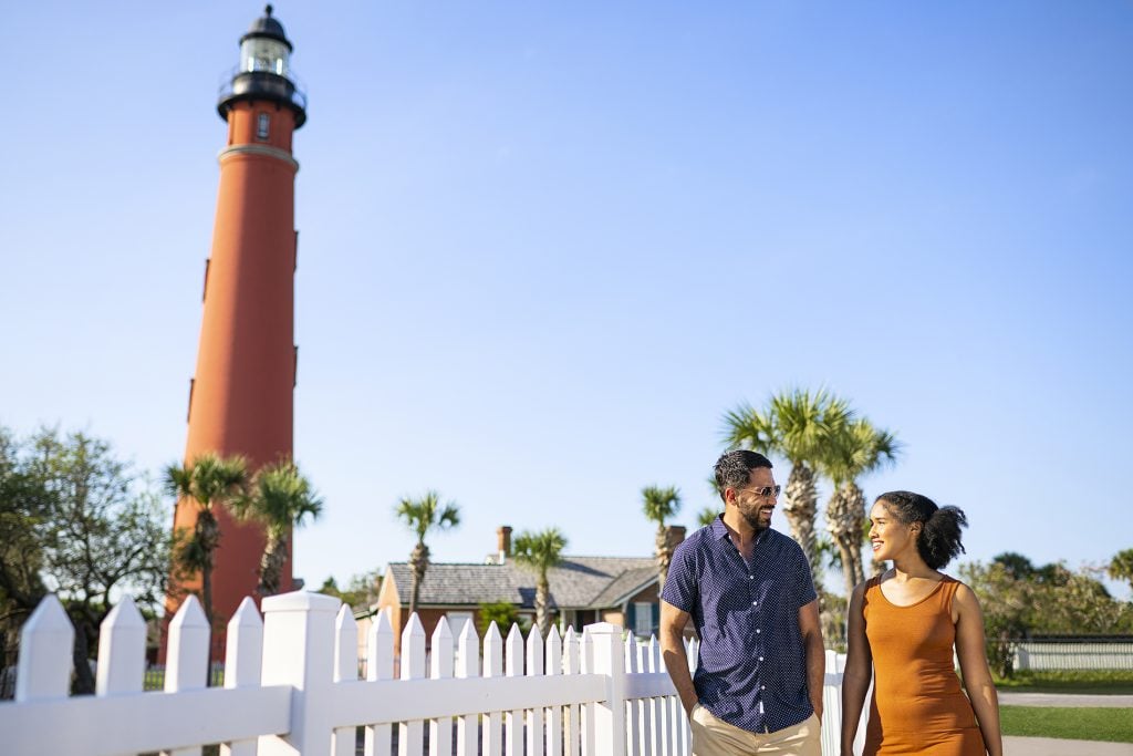 Daytona Beach Ponce Inlet Lighthouse Couple x 1900