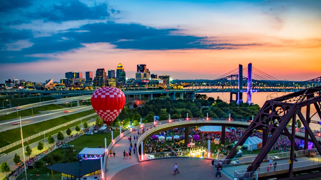 Louisville Skyline_Waterfront Park