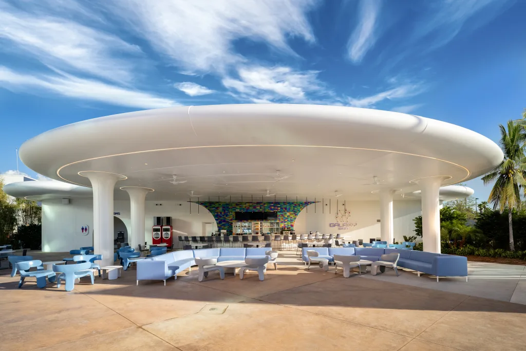 Universal Stella Nova Resort Galaxy Bar