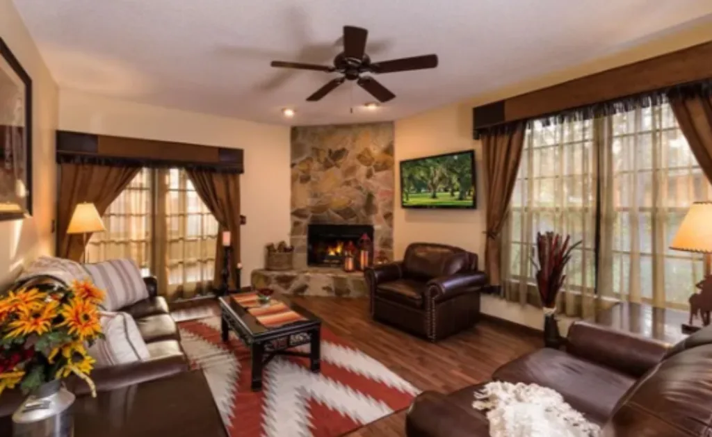 Central Florida - Westgate River Ranch Lounge