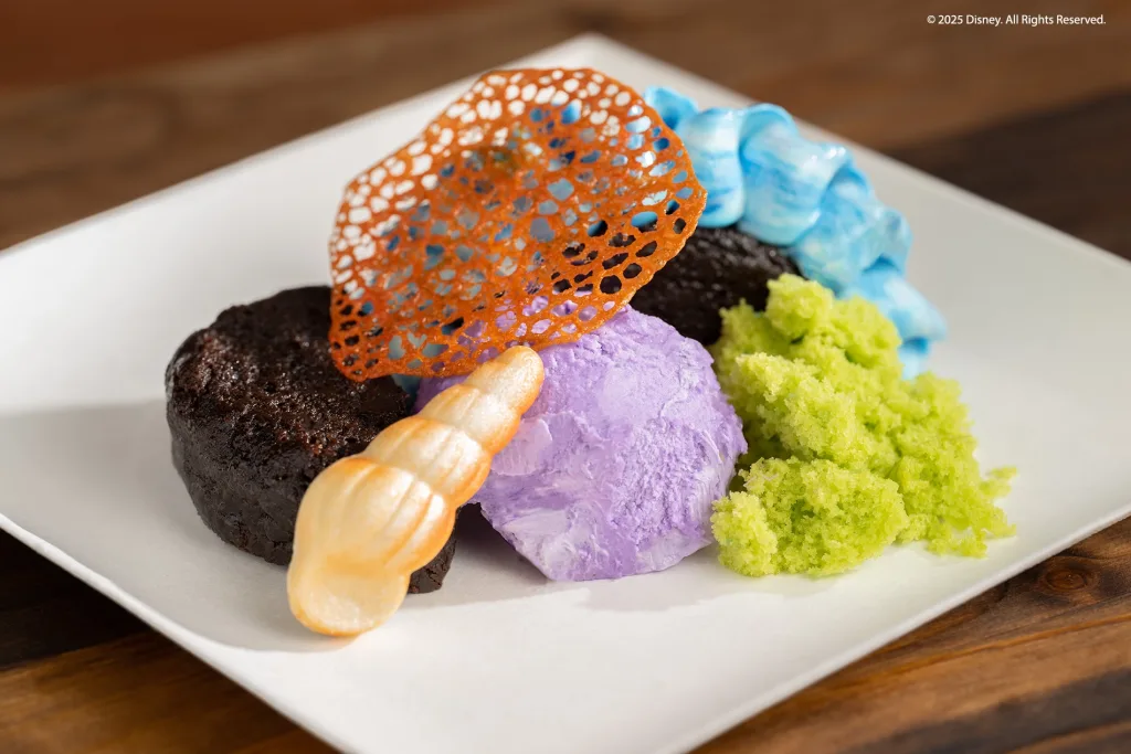 Disney Free Dining & Drinks Epcot fota fictionalvictualsblackcocoabrownie