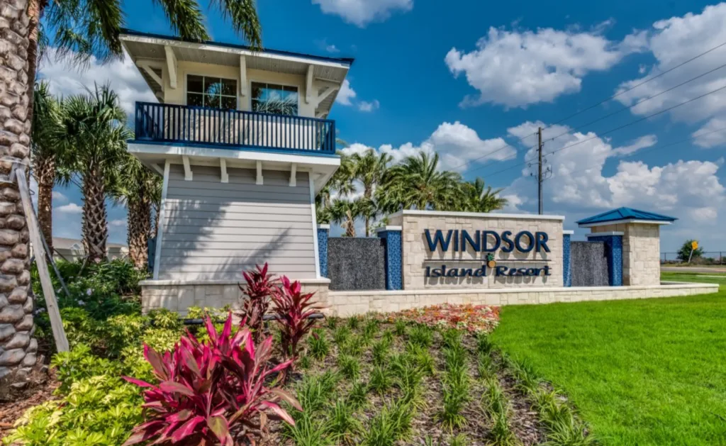 Windsor Island Resort Entrance