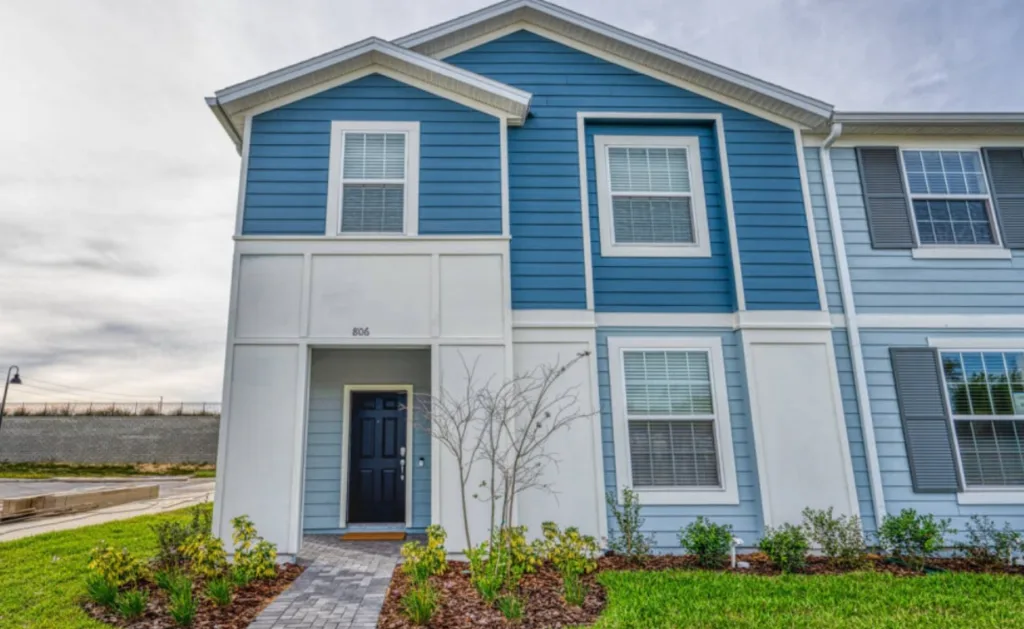 Windsor Island Townhome - 5 Bedroom - Exterior