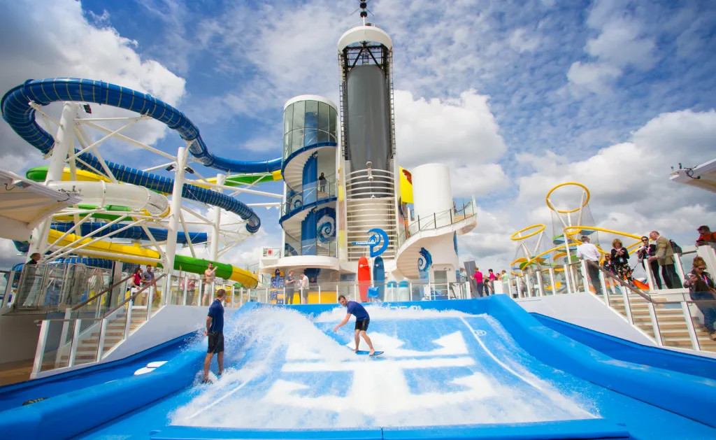 Independence of the Seas - Flowrider