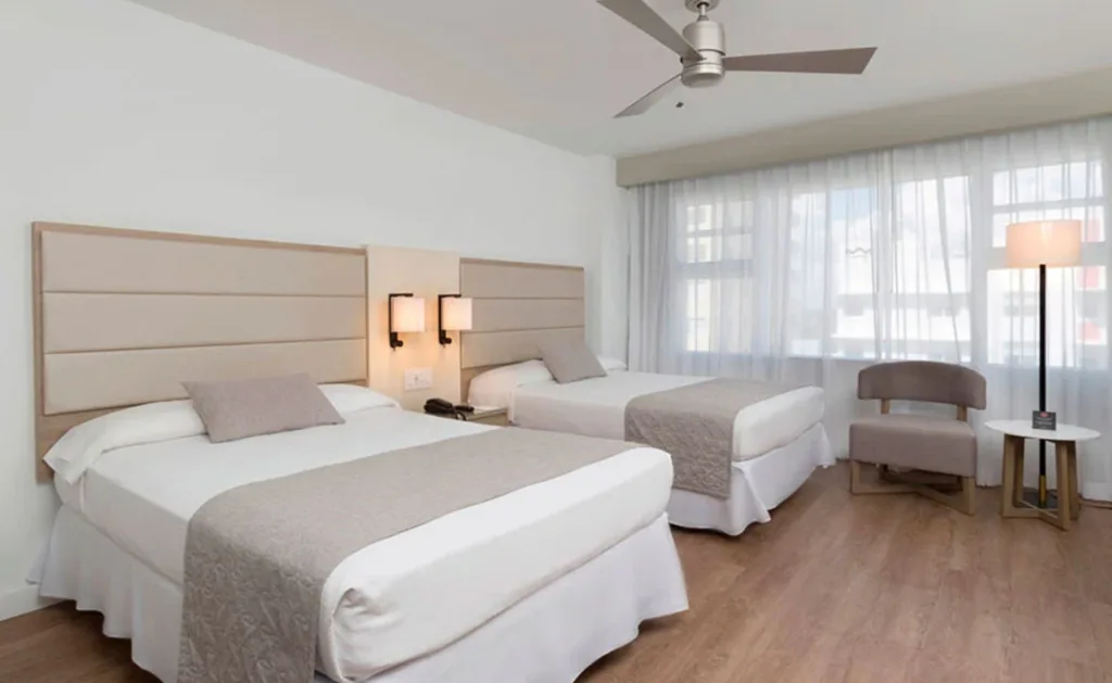 RIU Plaza Miami Beach - Bedroom