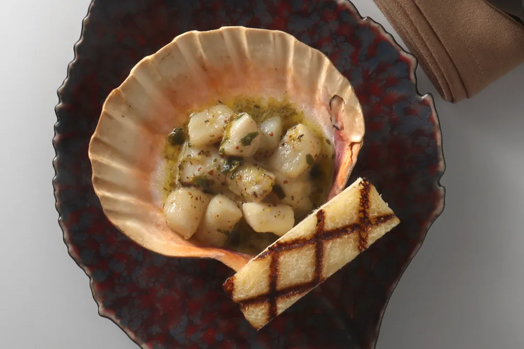 Brick-fired roasted baby scallops_2