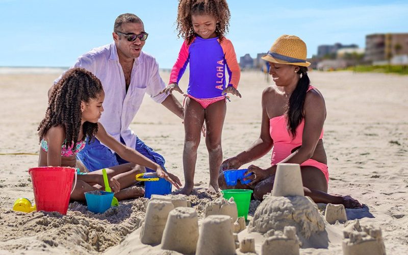Daytona Beach Family with Sandcastle x 1000