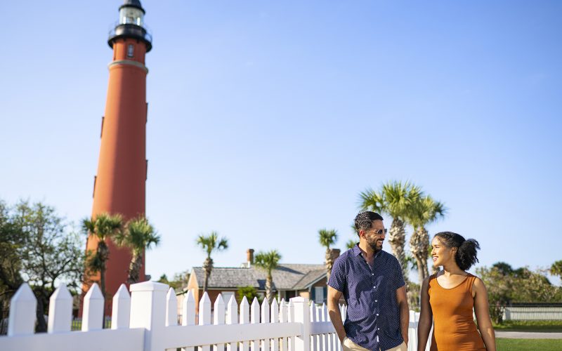 Daytona Beach Ponce Inlet Lighthouse Couple x 1900